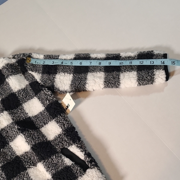 Epic Threads Black and White Checkered Fleece Pullover NWT Size 7 Warm Cozy - Picture 10 of 10